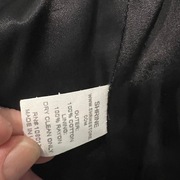 Shrine Hollywood waistcoat - Picture 2 of 5